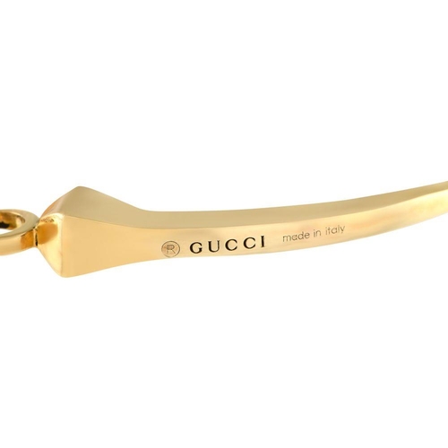 844 - A Gucci 18K Yellow Gold Necklace.  This statement-making accessory is crafted from 18K yellow gold a... 