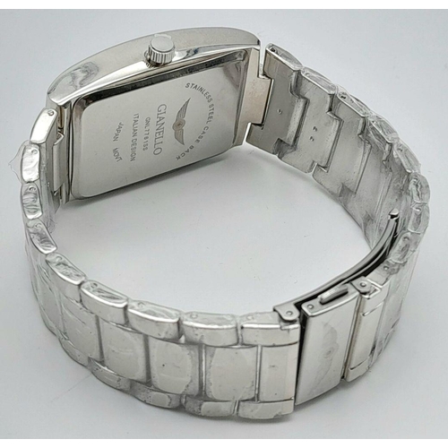 811 - A Gianello Diamond Quartz Gents Watch. Stainless steel bracelet and case - 32mm. Silver tone dial. A... 