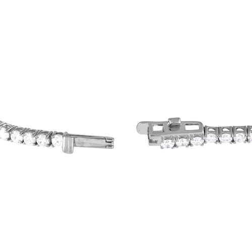 1269 - A 14K White Gold 3.22ct Lab-Grown Diamond Tennis Bracelet. 3.22 carats lab-grown diamonds with a tot... 