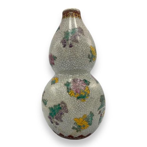 1565 - A early 20th century antique Chinese Ceramic Gourd Vase. Hand-painted crackle glaze  with colorful f... 