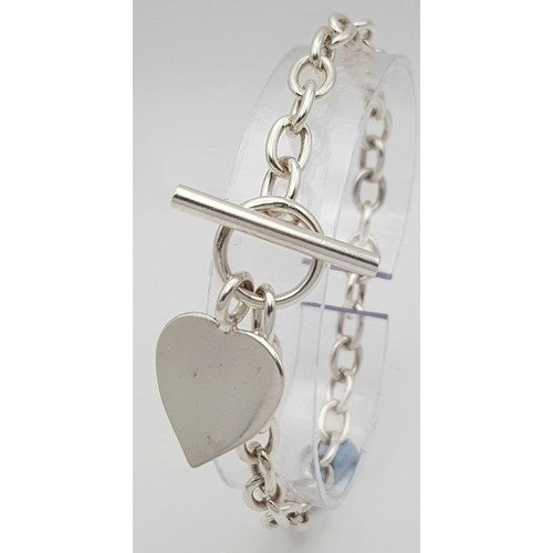 1130 - A Stylish Set of Sterling Silver 925 Matching Necklace and Bracelet, Belcher Chain , T bar and Heart... 