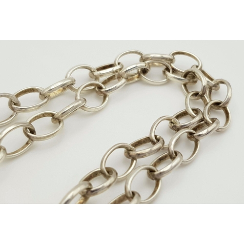 527 - An Attractive Vintage Solid Silver 925 Chunky Necklace, T Bar with Pendant, 24 grams, 41cm. In excel... 