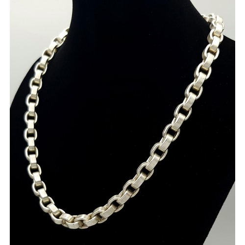 625 - A Chunky Solid Silver 925 Statement Belcher Chain Necklace, 85 grams, 42cm. In excellent condition.