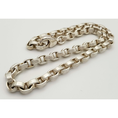 625 - A Chunky Solid Silver 925 Statement Belcher Chain Necklace, 85 grams, 42cm. In excellent condition.