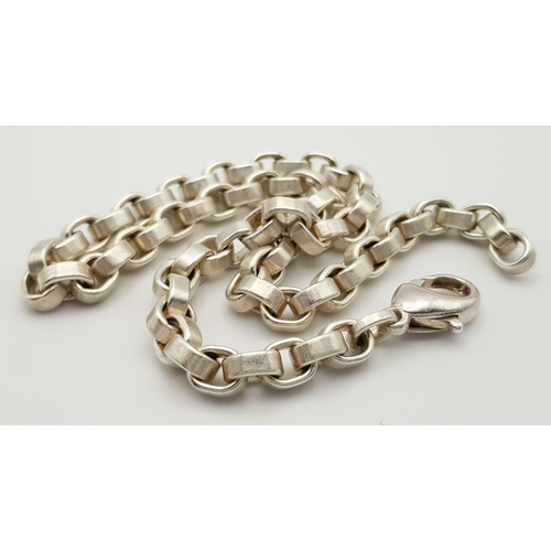 625 - A Chunky Solid Silver 925 Statement Belcher Chain Necklace, 85 grams, 42cm. In excellent condition.