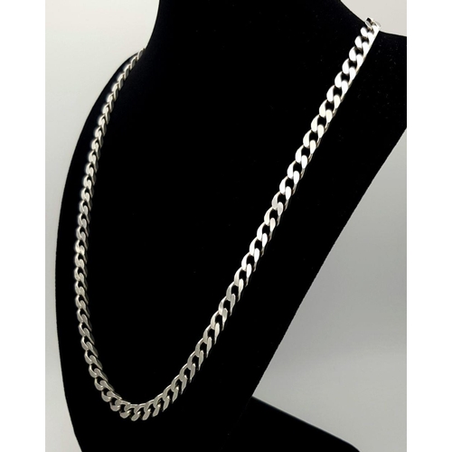 843 - A Vintage Solid Silver 925 Curb Chain Necklace, 42.2 grams, 53cm. In good condition.