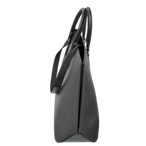 1352 - A Montblanc Black 4810 Tote Bag. Textured leather exterior with silver-toned hardware, two rolled le... 