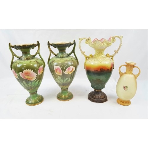 1354 - 4 CERAMIC VASES ( 1 MATCHIMG PAIR) THE LARGEST BEING 40CM TALL AND THE SMALLEST BEING 26CM IN HEIGHT... 