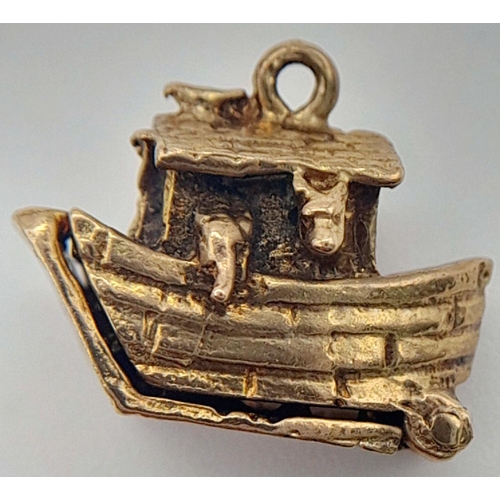 169 - A Biblical 9K Yellow Gold Noah's Ark Pendant/Charm. 15mm. 3g weight.