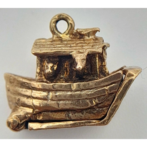 169 - A Biblical 9K Yellow Gold Noah's Ark Pendant/Charm. 15mm. 3g weight.