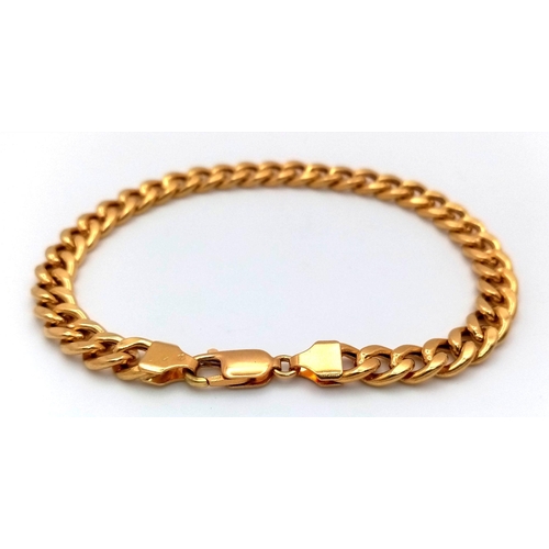 3 - An 18K Yellow Gold Curb Link Bracelet. In very good condition. 20cm length. 12.76g weight.