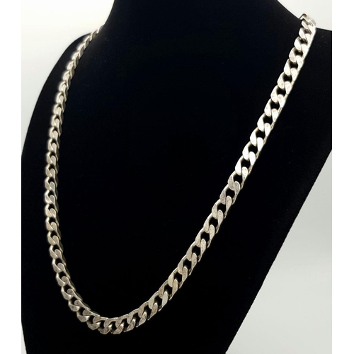 338 - A vintage Solid Silver 925 Curb Chain Necklace, 46.4 grams, 51cm. In good condition.