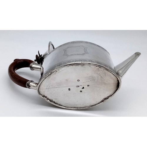 351 - An Antique 18th Century George III Sterling Silver Teapot. Hallmarks for London 1791 - makers mark o... 