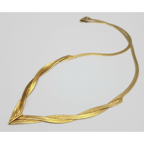 366 - A 9K Yellow Gold Herringbone Twist Necklace. 42cm. 6.1g weight.