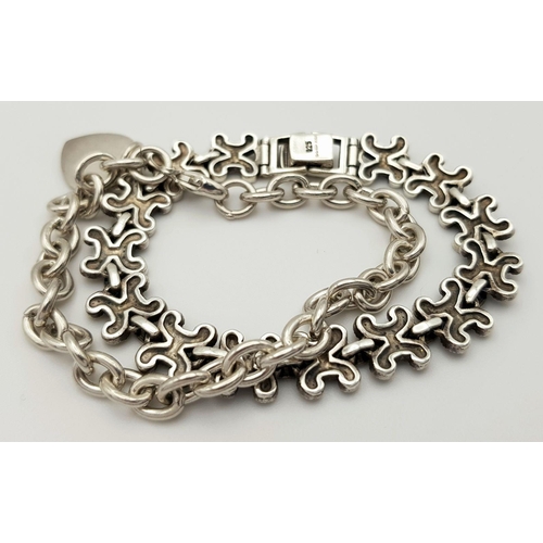 485 - Two Beautiful Solid Silver 925 Bracelets, 18.5cm and 17.5cm. Total weight: 39.2 grams. Both in excel... 