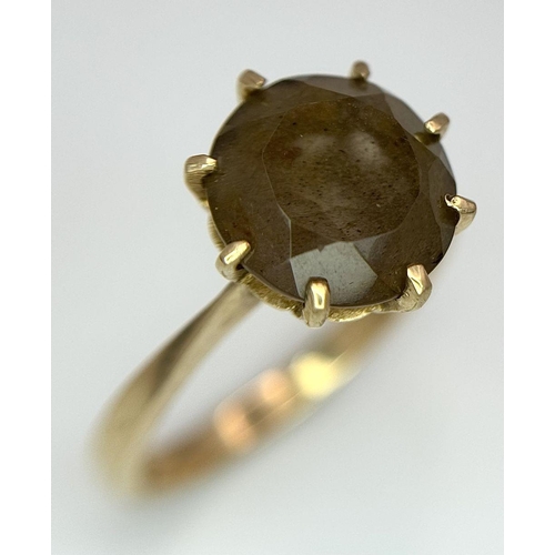 646 - A Vintage 9K Yellow Gold Smoky Quartz Ring. Size N. 3.3g total weight.