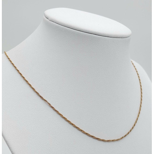 884 - A 9K Yellow Gold Disappearing Necklace. 40cm. 2.3g weight.