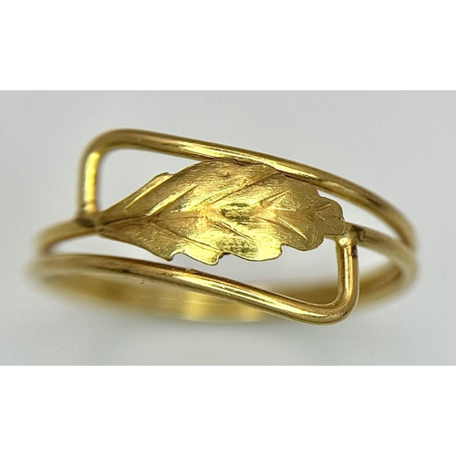 1248 - An 18K Yellow Gold (tested) Crossover Decorative Leaf Ring. Size K 1/2. 1.4g weight.