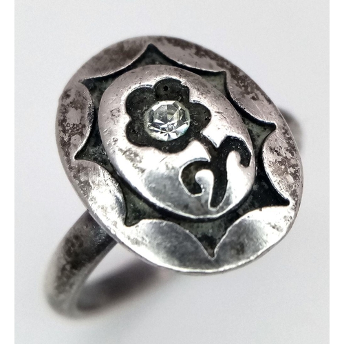 1389 - A fancy vintage 925 silver CZ flower ring. Total weight 3.9G. Size N/O.