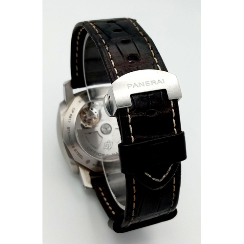 554 - A Panerai Luminor GMT Automatic Gents Watch. Black leather strap. Stainless steel case - 52mm includ... 