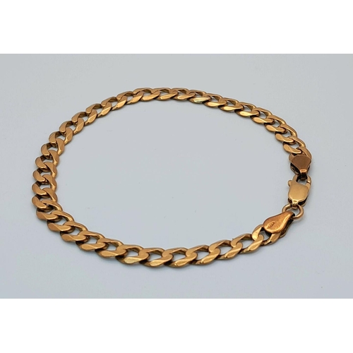 1350 - A 9K yellow gold curb bracelet, 20cm length, 5mm width, 7.4g. Ref TC10