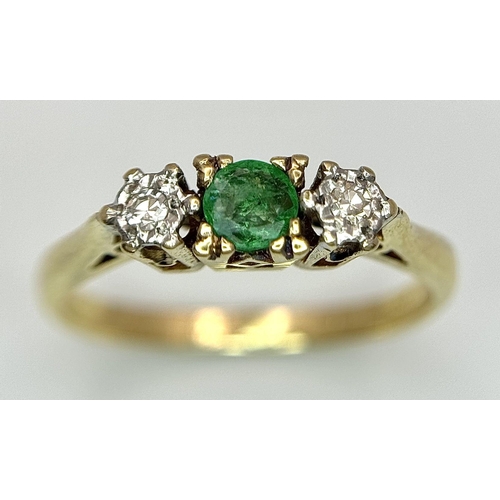 306 - A 18K YELLOW GOLD DIAMOND & EMERALD 3 STONE RING 2.8G SIZE M. Ref: SC 6088