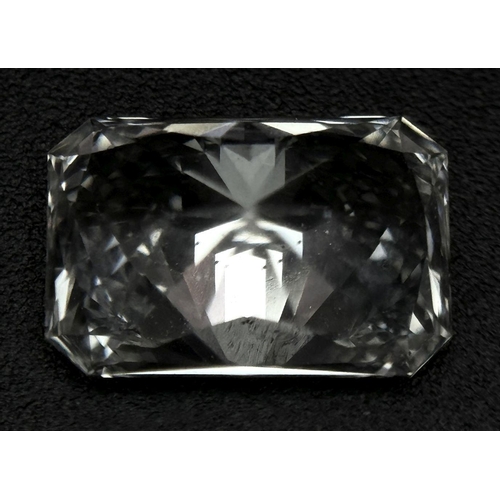 549 - An Emerald Cut 1.4ct Lab Grown Diamond. VS1 grade. No certificate so as found.