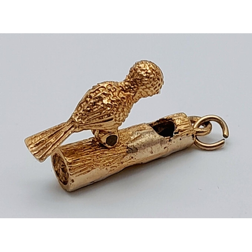 674 - A Very Cute Woodpecker Pendant/Charm. 25mm. 2.9g weight.