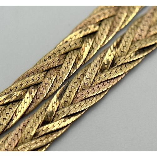 213 - A VERY ATTRACTIVE 9K YELLOW AND ROSE GOLD HERRINGBONE NECKLACE .        8gms   46cms