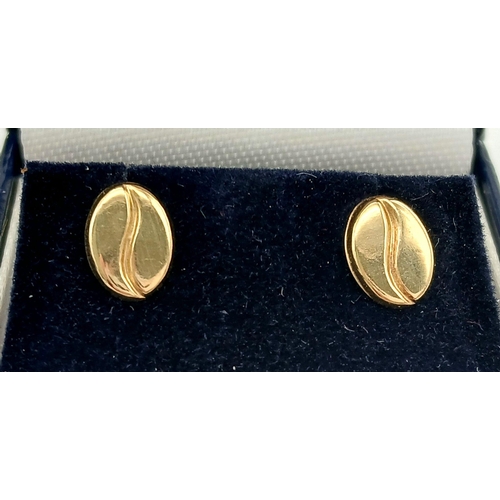 308 - Classic pair of 9 carat GOLD ‘COFFEE BEAN’ STUD EARRINGS. Complete with gold backs. Presented in Jew... 