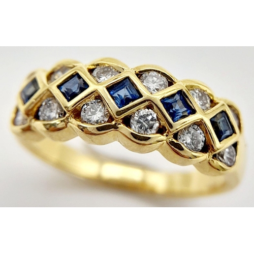 73 - AN 18K YELLOW GOLD DIAMOND AND SAPPHIRE BAND RING. 4G. SIZE K. GW9