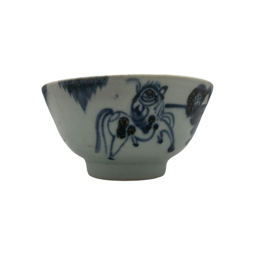 1384 - A collection of antique Chinese porcelain, including a Qing Dynasty blue and white bowl with hand-pa... 