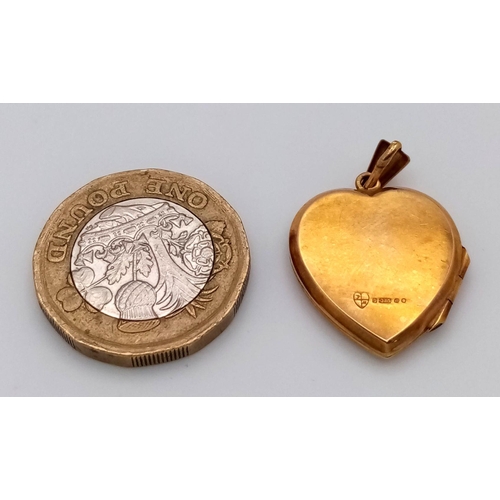 371 - Vintage 9 carat GOLD LOCKET PENDANT. Heart shaped with beautiful Sunray decoration to Front. Full UK... 