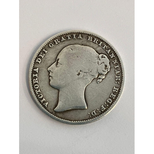 700 - 1865 SILVER SHILLING . Young Queen Victoria. Very fine/extra fine condition.