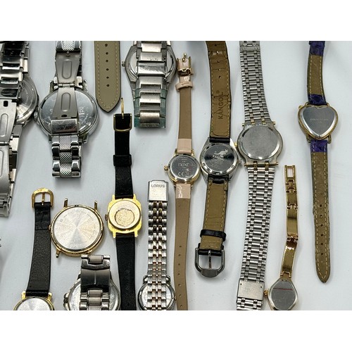 455 - Spares and repairs . Large selection of Gentlemans and Ladies Wristwatches. Makes to include Sekonda... 