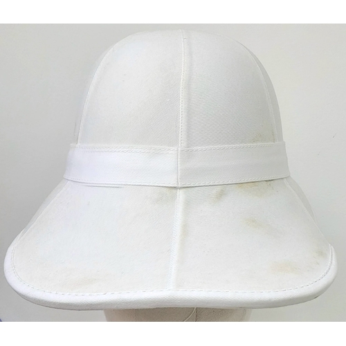 2168 - BRITISH FOREIGN SERVICE-ZULU WAR PITH HELMET - WHITE. Crown is missing. See photos for conditions.