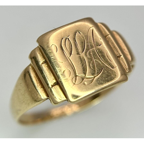 1032 - A Vintage 9K Yellow Gold Signet Ring. Size R 1/2. 2.5g