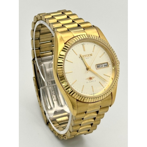 1060 - A Citizen Automatic Gold Plated Gents Watch. GP bracelet and case - 37mm. White dial with day/date w... 