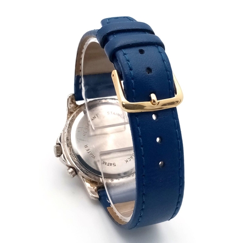 1563 - A Sekonda Dual Watch. Digital and analogue quartz. Blue leather strap. Case - 38mm. In working order... 