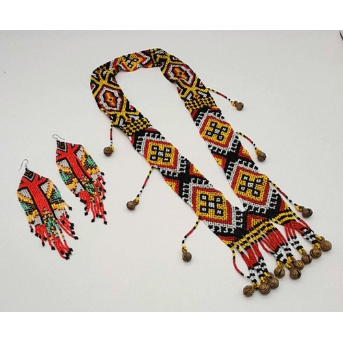 199 - A traditional SIOUX - NAKOTA Native American beadwork necklace and earrings set in excellent conditi... 