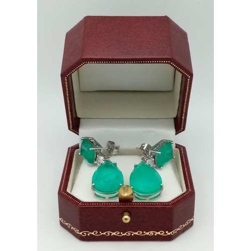 220 - A silver, statement, pair of earrings with green tourmaline in a presentation box. Earrings length: ... 