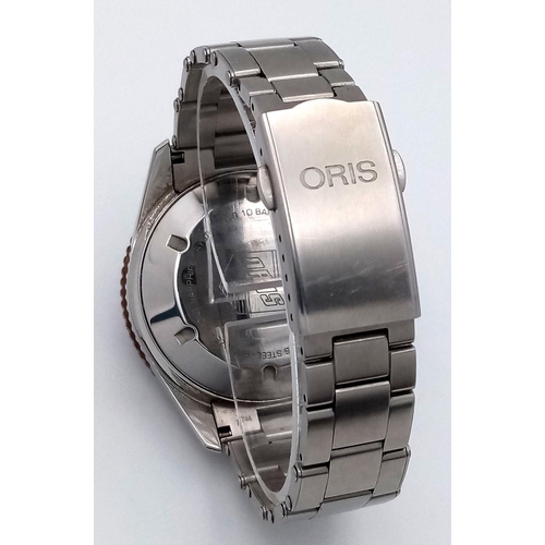 249 - An Oris Automatic Chronograph Gents Watch. Model 7744-43. Stainless steel bracelet and case - 44cm. ... 