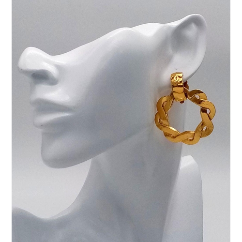 459 - A Pair of Designer Chanel Gold Plated Woven Circular Clip-On Earrings. 5cm x 4cm. Comes in original ... 