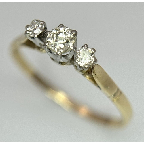 216 - A 18K YELLOW GOLD VINTAGE 3 STONE OLD CUT DIAMOND RING 0.20CT 1.7G SIZE P 1/2. Ref: SC 7063