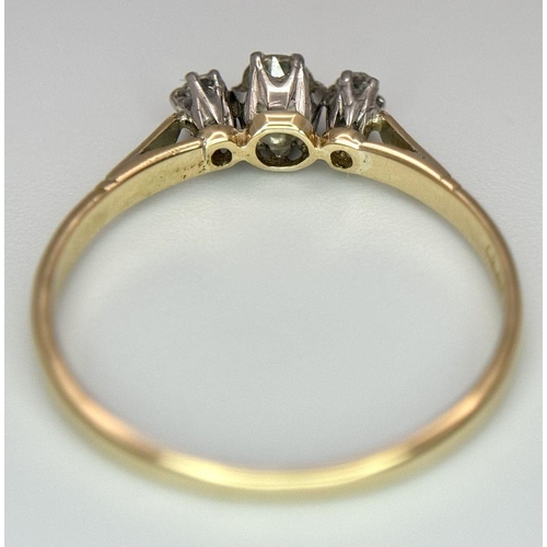 216 - A 18K YELLOW GOLD VINTAGE 3 STONE OLD CUT DIAMOND RING 0.20CT 1.7G SIZE P 1/2. Ref: SC 7063