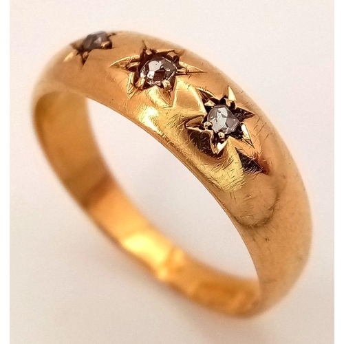 384 - A 18K YELLOW GOLD ANTIQUE DIAMOND 3 STONE GYPSY STYLE RING 2G SIZE N 1/2 , HALLMARKED 1898 CHESTER. ... 