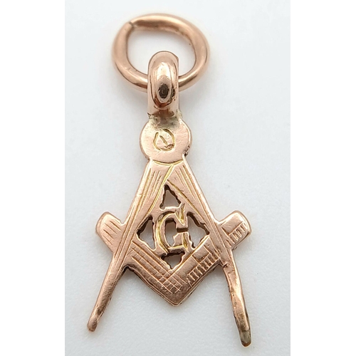 1771 - A 9 Carat Yellow Gold Vintage Masonic Pendant. 2.2cm Drop. 1cm Wide and appears to have a letter C i... 