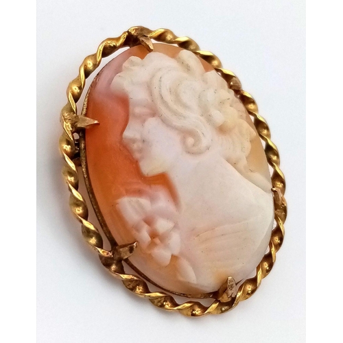 1917 - An Vintage 9K Gold Cameo Brooch/Pendant. 3cm. 3.7g total weight.