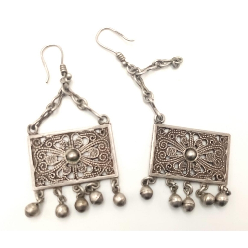 1826 - A Pair of Vintage Sterling Silver Decorative Pierced and Ornate Drop Earrings. Book form with hangin... 