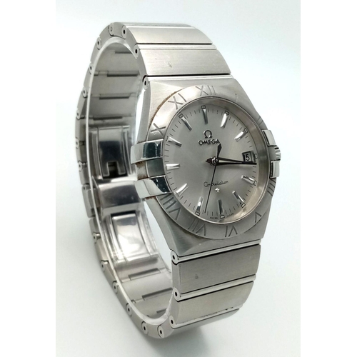 109 - An Omega Constellation Gents Watch. Stainless steel bracelet and case - 35mm. Quartz movement. Model... 